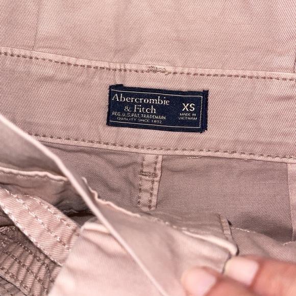 Abercrombie & Fitch Denim Paperbag Waist Shorts - Picture 2 of 3